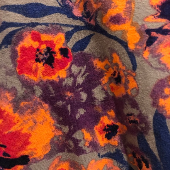 Flower Dress 🌺 - Picture 4 of 6